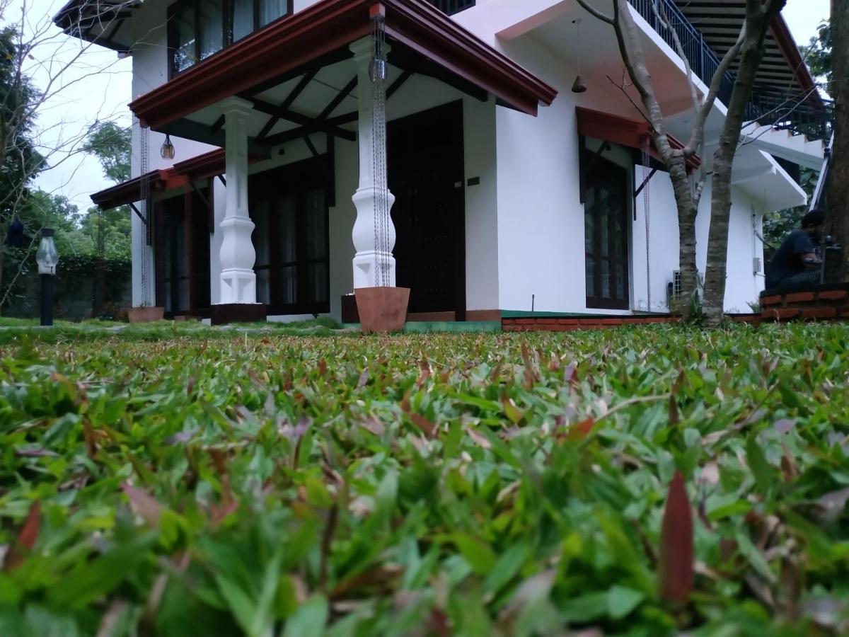 Sigiriya Cashew Palace Resort Daganapothaha 外观 照片