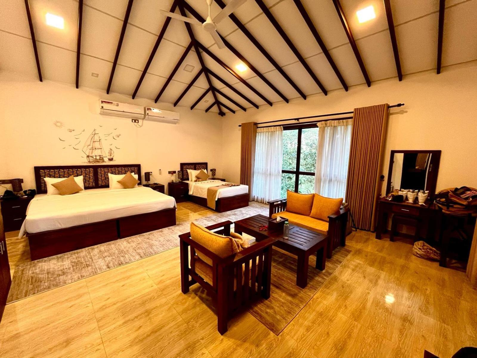 Sigiriya Cashew Palace Resort Daganapothaha 外观 照片
