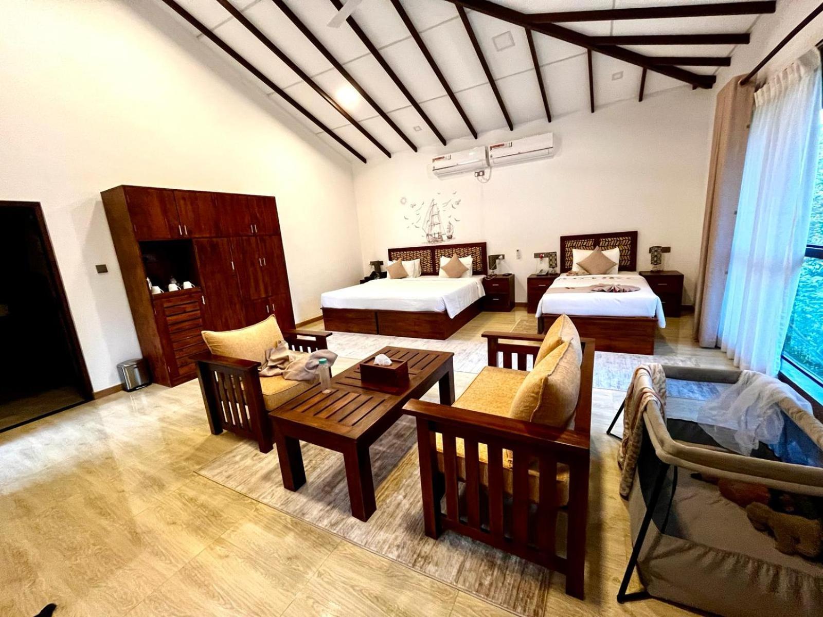 Sigiriya Cashew Palace Resort Daganapothaha 外观 照片